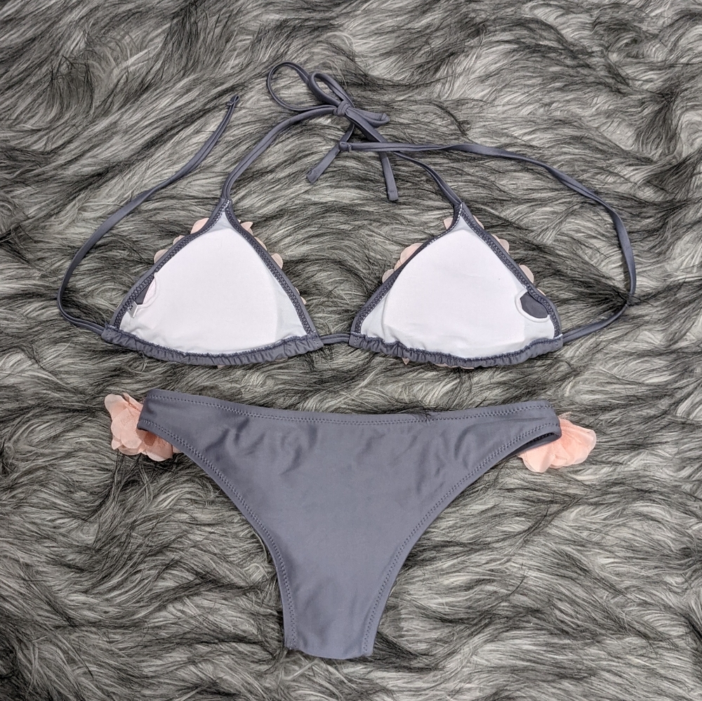 2 pc bikini, gray with pink flowers - Picture 2 of 5